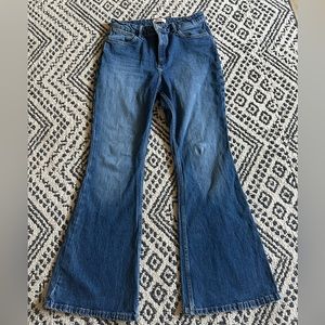 Women’s wranglers flare size 12/31